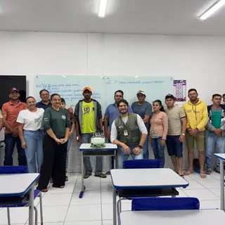 Na noite do dia 30 de setembro, produtores da cadeia produtiva da bovinocultura leiteir...