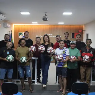 Na noite desta terça-feira (20), a Prefeitura Municipal de Baraúna, por meio da Secreta...